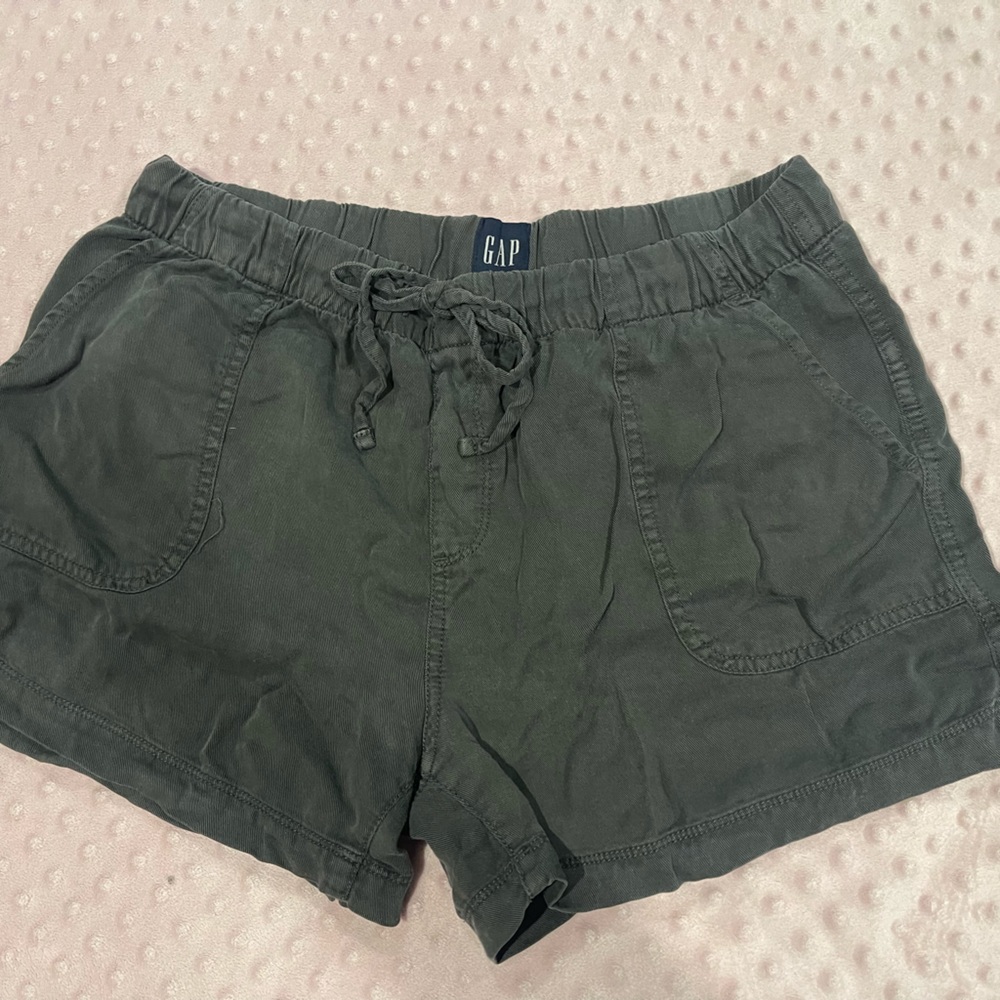 Gap Shorts